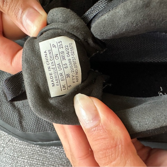 ARC’TERYX AERIOS MID GTX SHOE WOMEN'S (US 6.5) - Picture 6 of 6